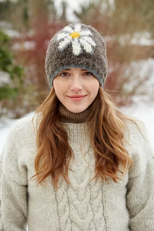 Daisy Bobble Beanie - bark