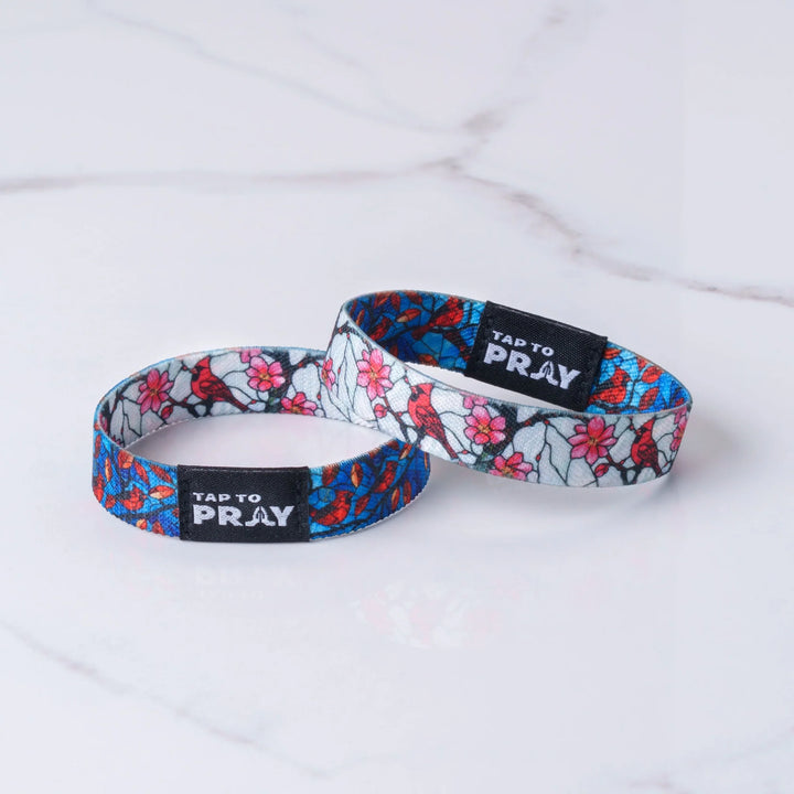 Tap to Pray Wristband Cardinals Medium