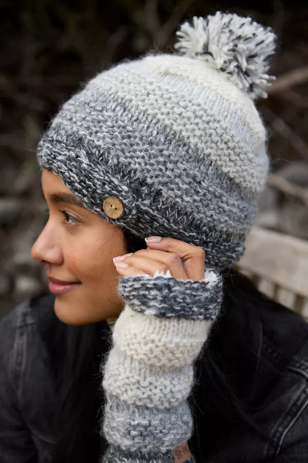 Sierra Nevada Bobble Beanie Smoke