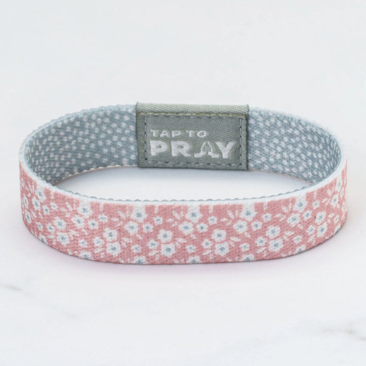 Tap to Pray Poppy & Pepper Small