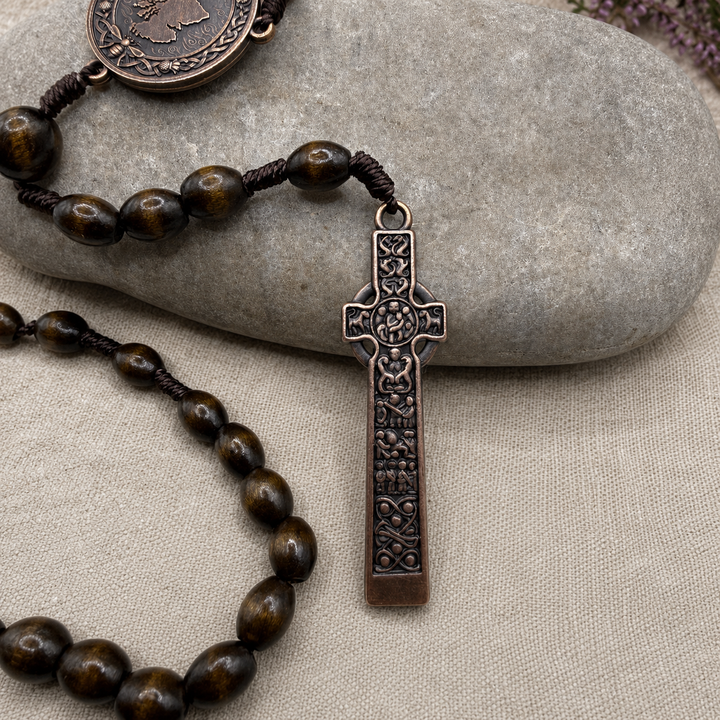 Iona Saint Columba Catholic Rosary - Maple & Bronze